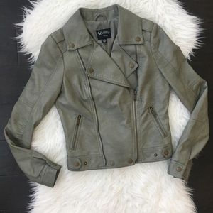 💥Latte Black NEW faux leather cropped jacket L